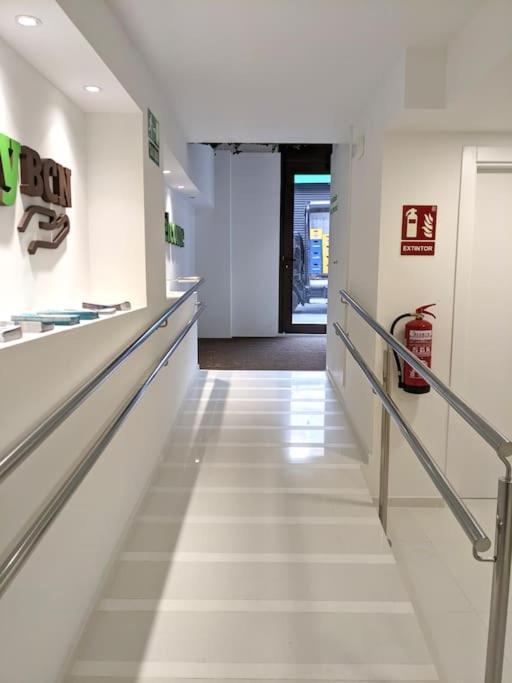 Apartamento Fira 5 A 1min Del Metro Y Centro 15min